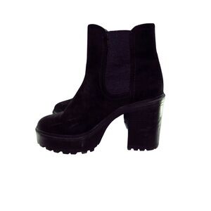 Women's Black Chunky Heel Ankle Boots